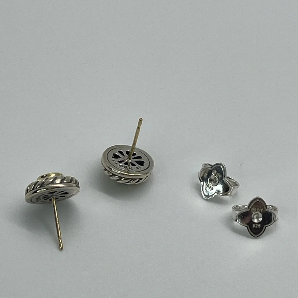 David Yurman Cookie Cutter Earrings with Black Onyx & 14k Gold - Picture 7 of 14